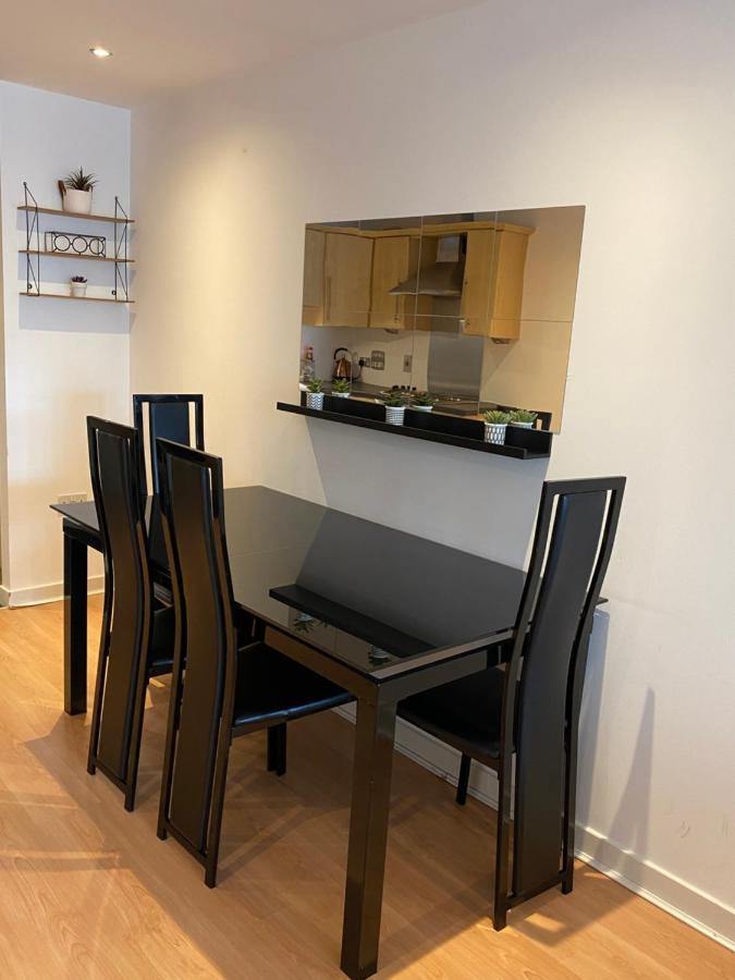 Secc&Hydro Beautiful 2Br Apartment With Free Parking Глазго Екстер'єр фото